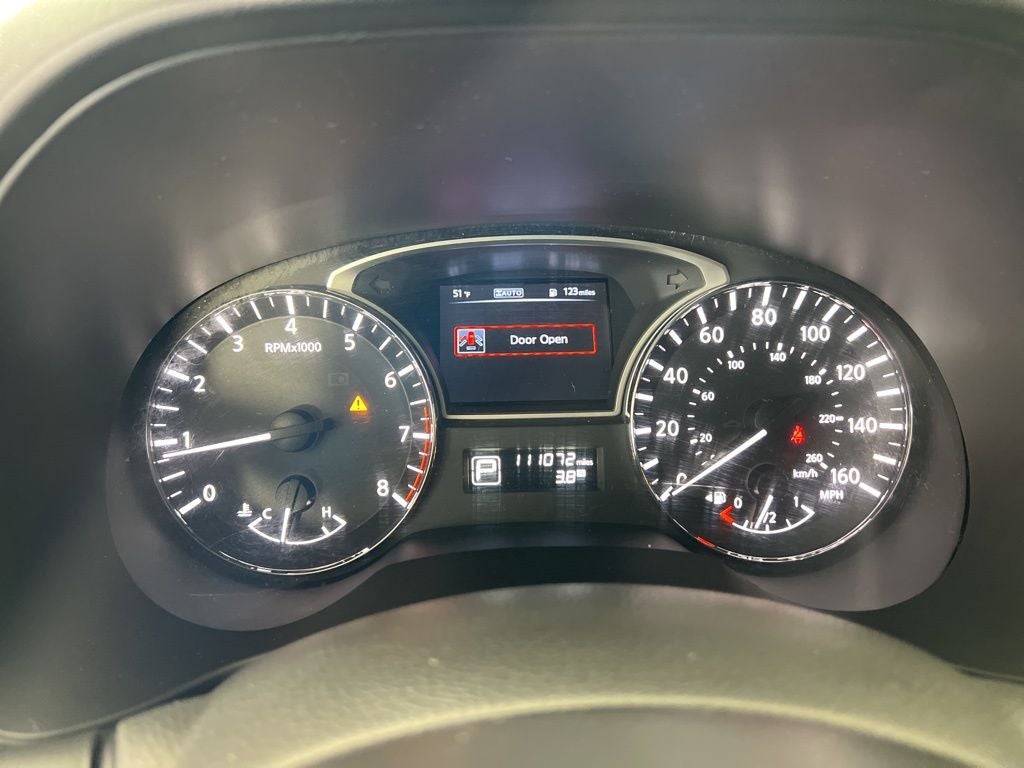 2015 Nissan Pathfinder SV