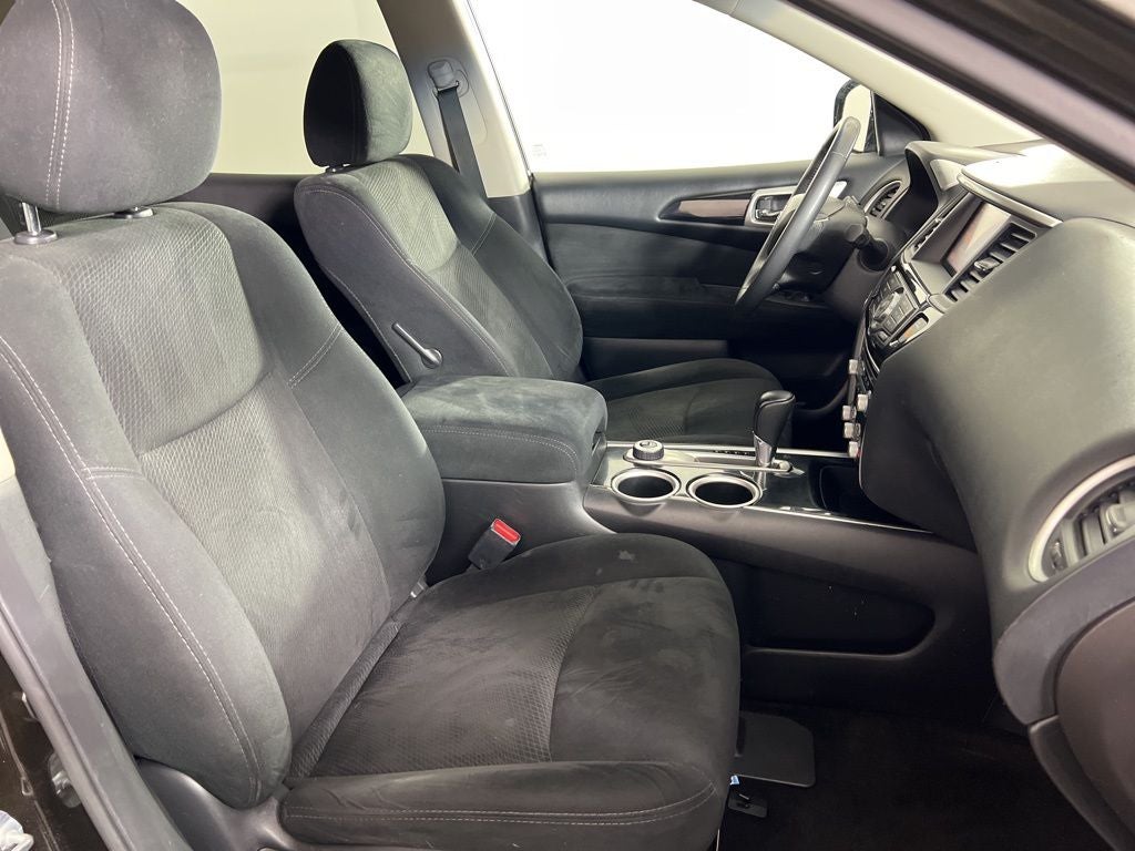 2015 Nissan Pathfinder SV