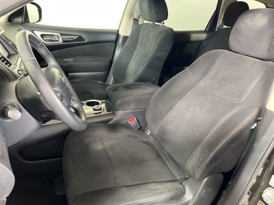 2015 Nissan Pathfinder SV