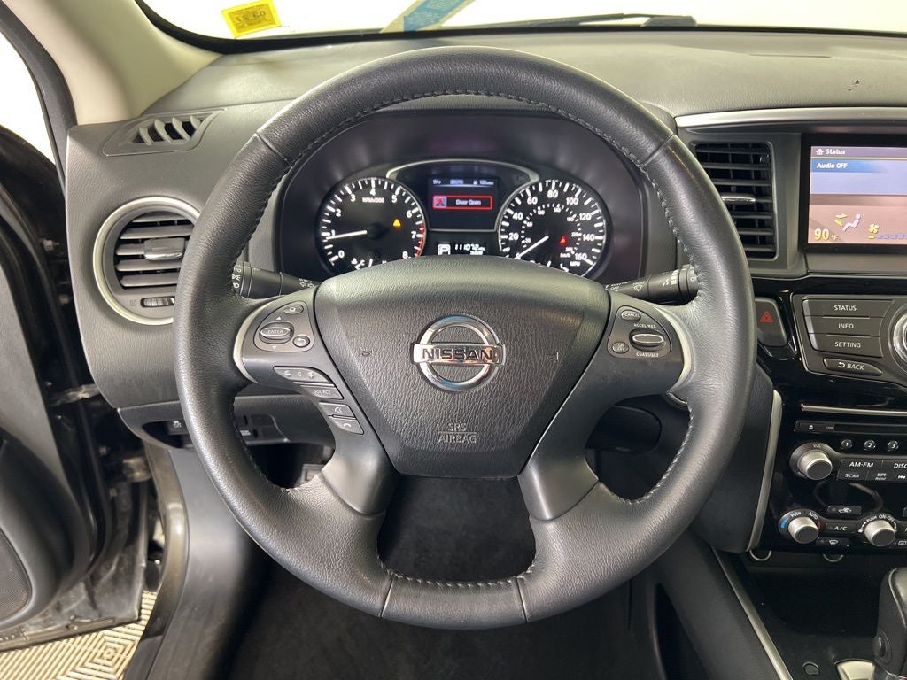 2015 Nissan Pathfinder SV