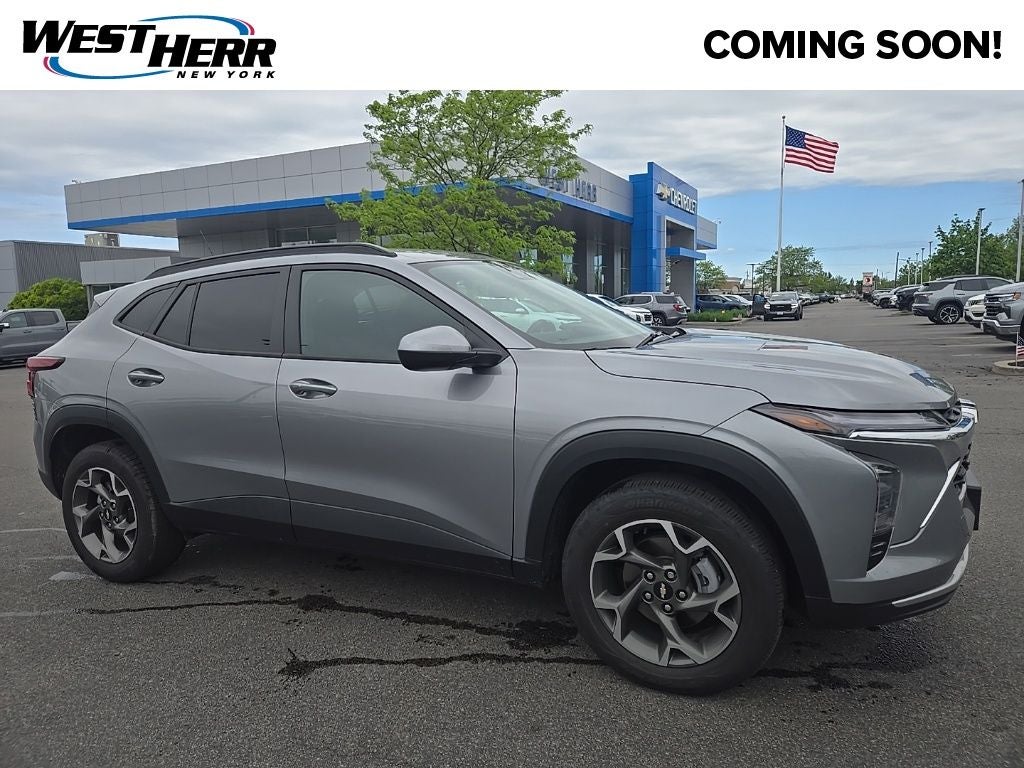 2024 Chevrolet Trax LT's photo