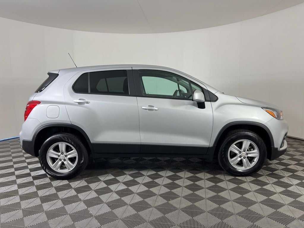 2022 Chevrolet Trax LS