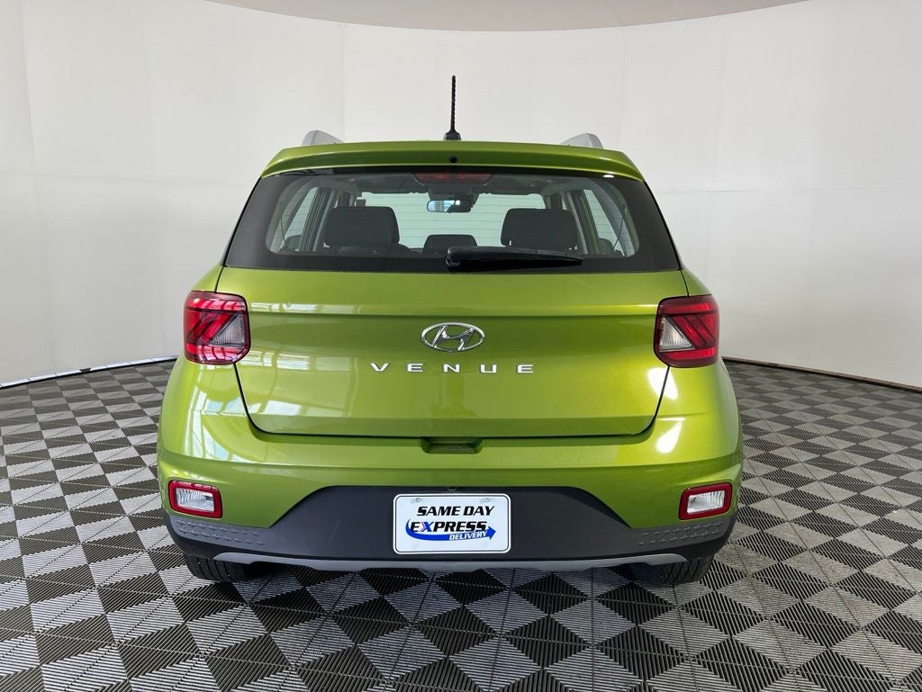 2023 Hyundai Venue SEL