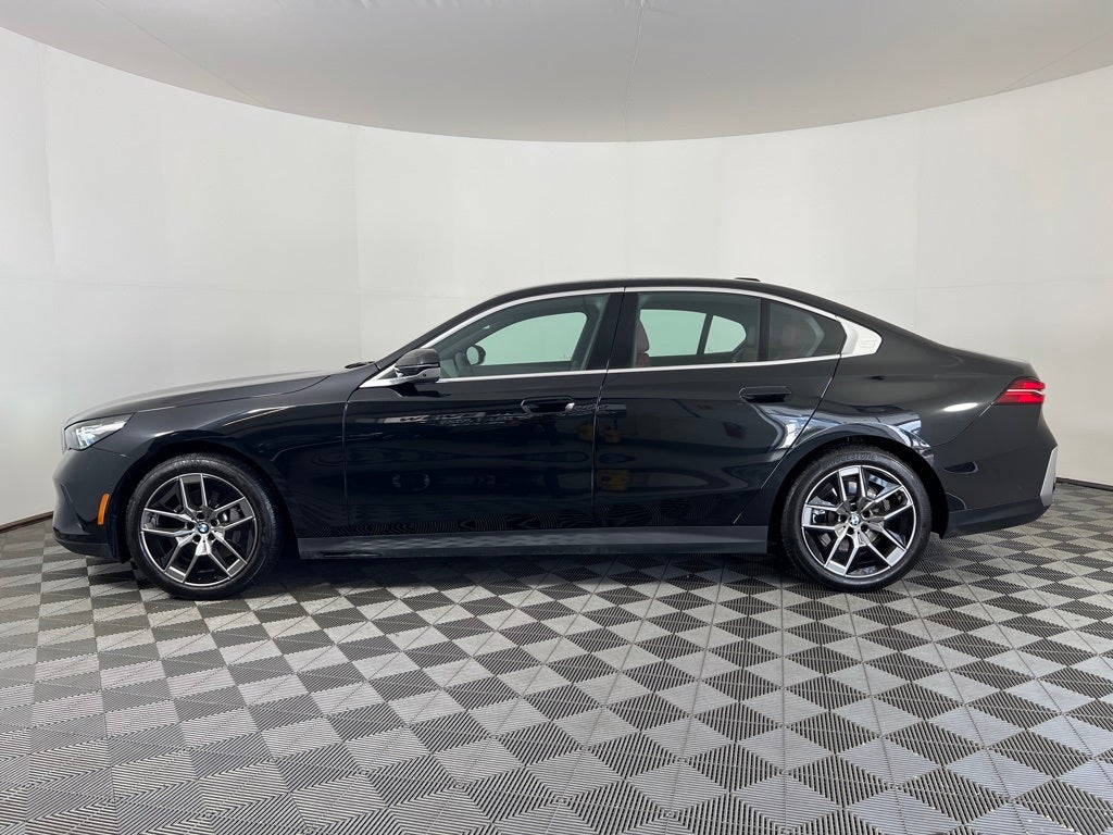 2026 BMW 5 Series 530i xDrive