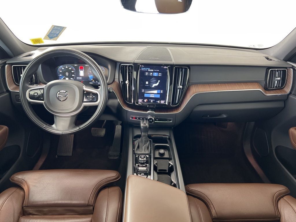 2021 Volvo XC60 T5 Inscription