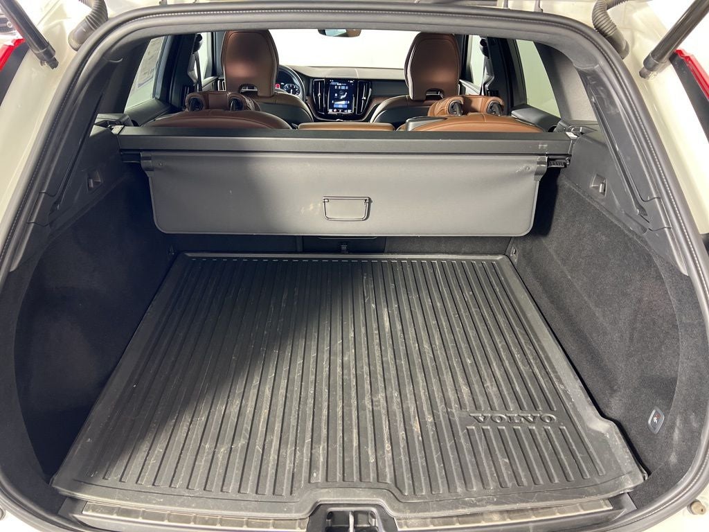 2021 Volvo XC60 T5 Inscription