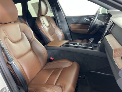 2021 Volvo XC60 T5 Inscription