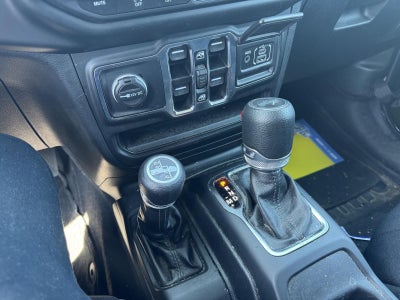 2023 Jeep Wrangler Sport Altitude