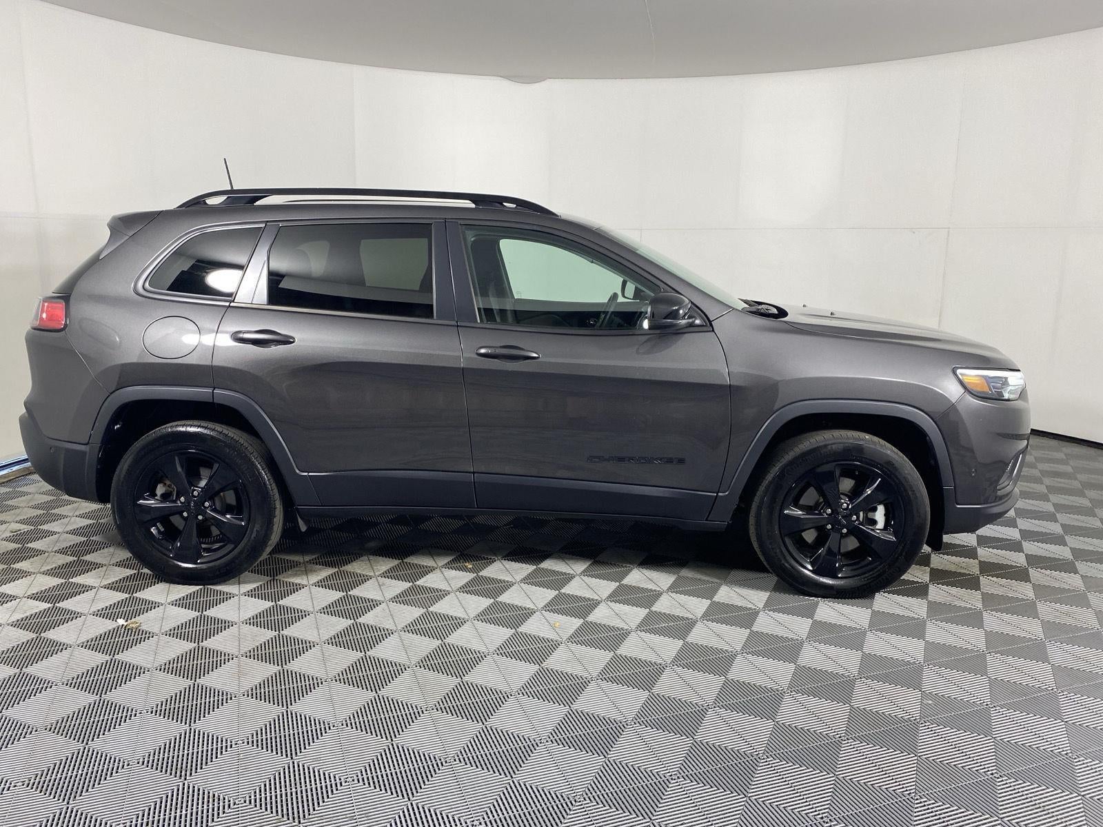2023 Jeep Cherokee Altitude Lux