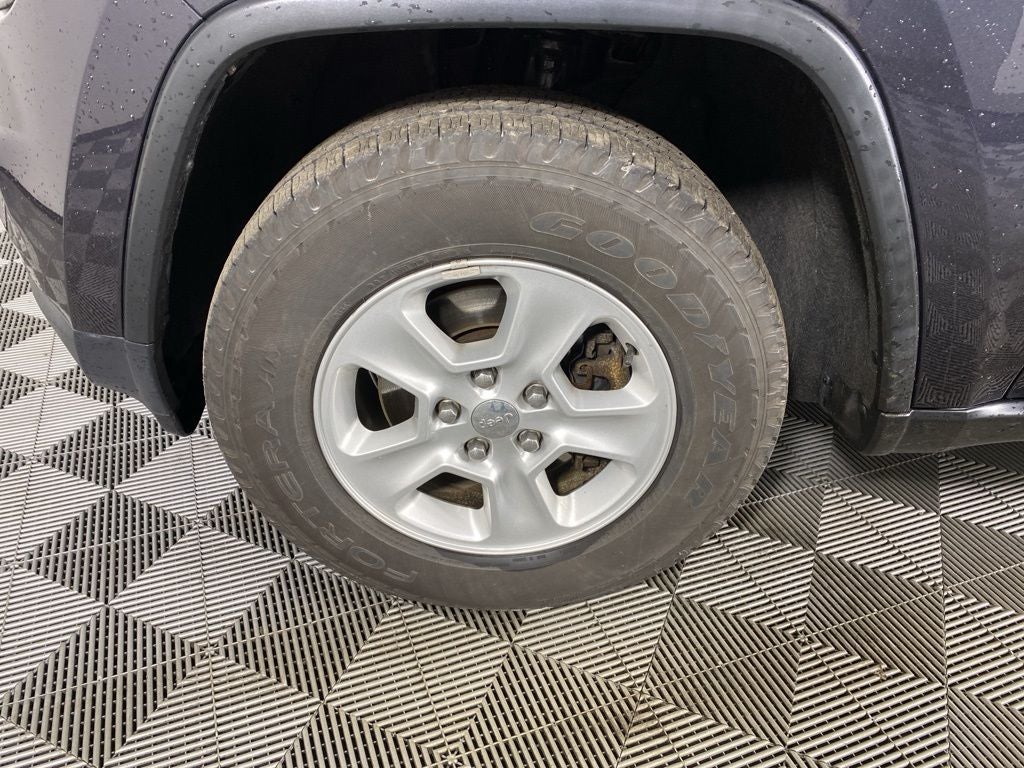 2016 Jeep Grand Cherokee Laredo