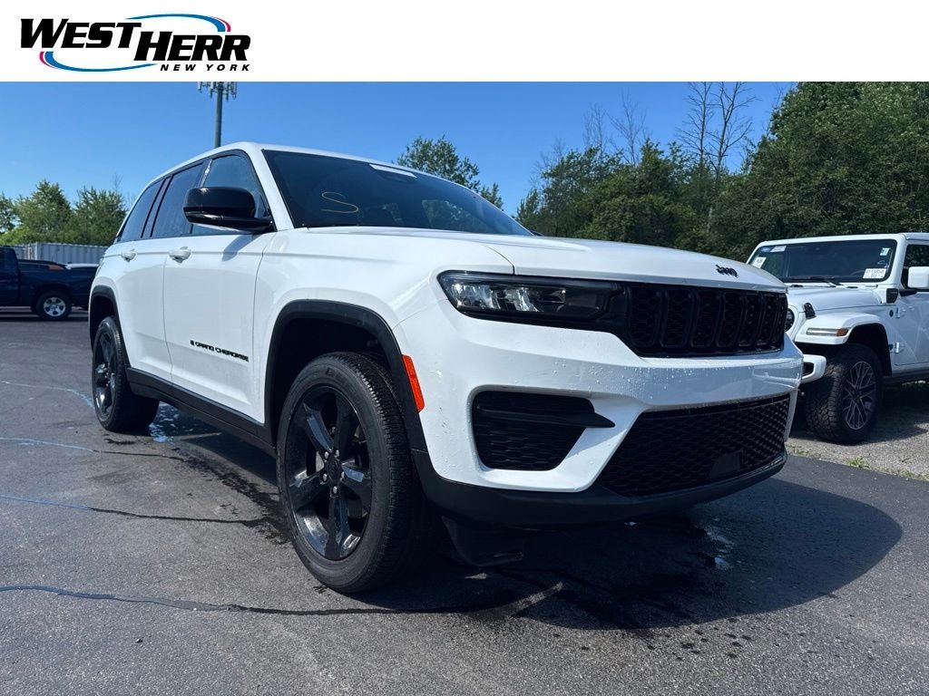 2024 Jeep Grand Cherokee Altitude X 4x4's photo