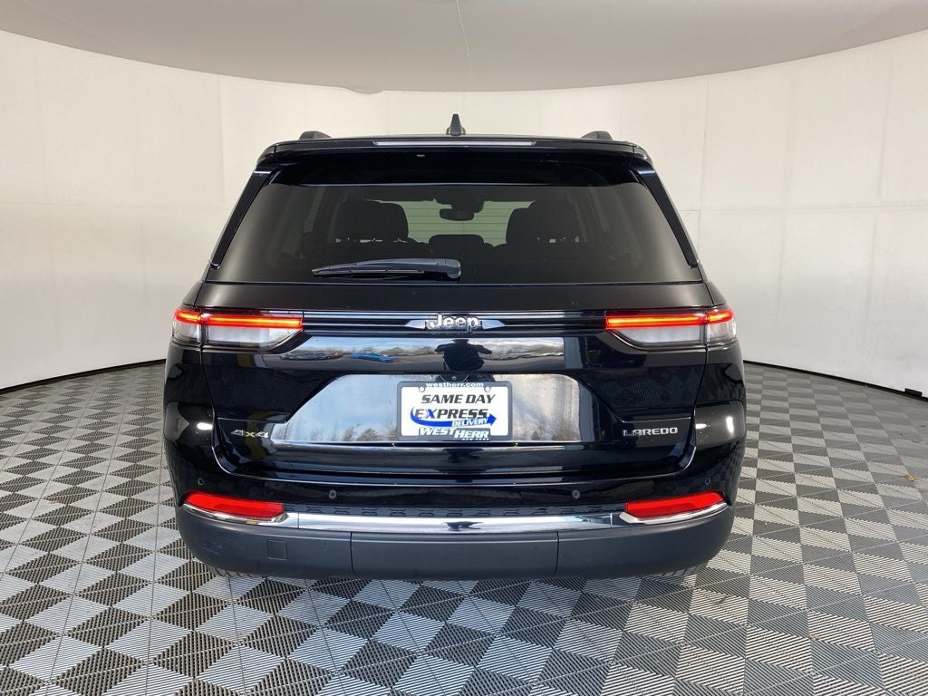 2023 Jeep Grand Cherokee Laredo