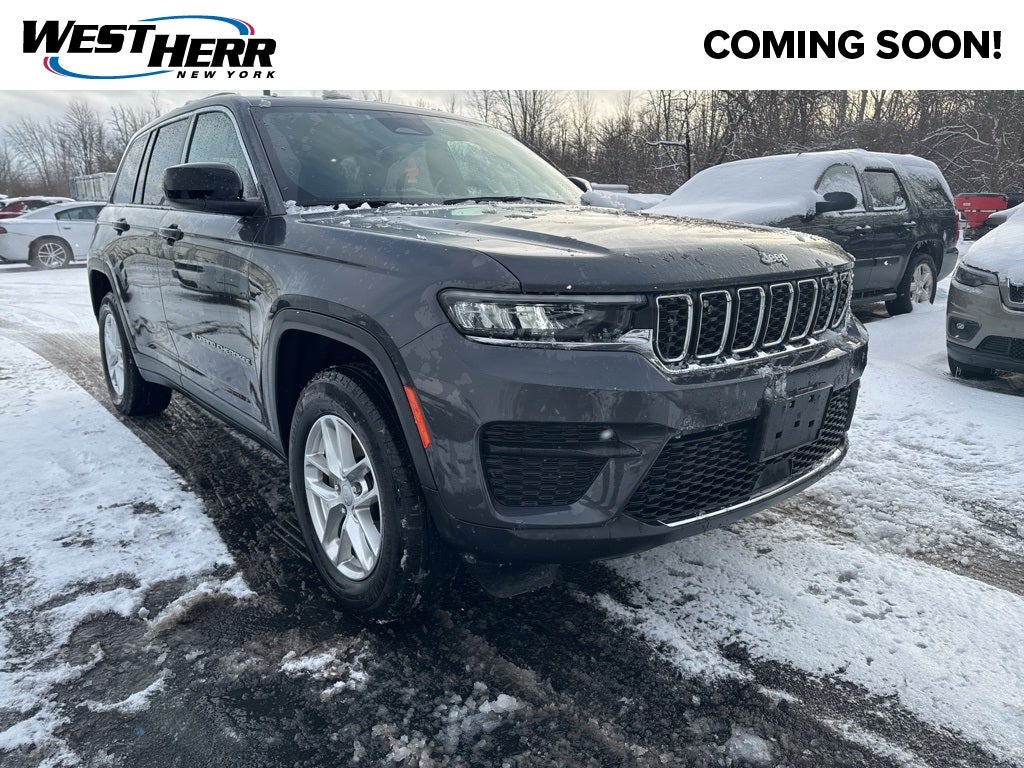 2025 Jeep Grand Cherokee Base