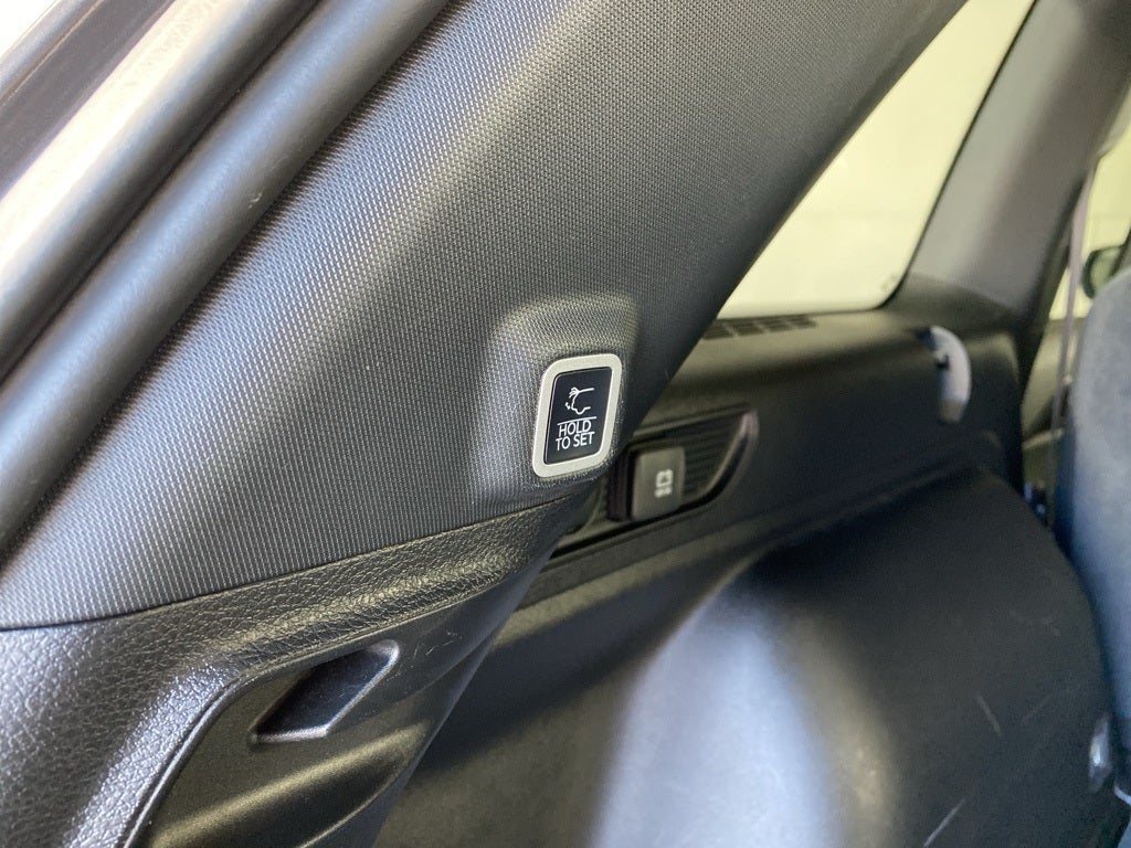 2025 Jeep Grand Cherokee Base