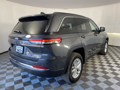 2025 Jeep Grand Cherokee Base