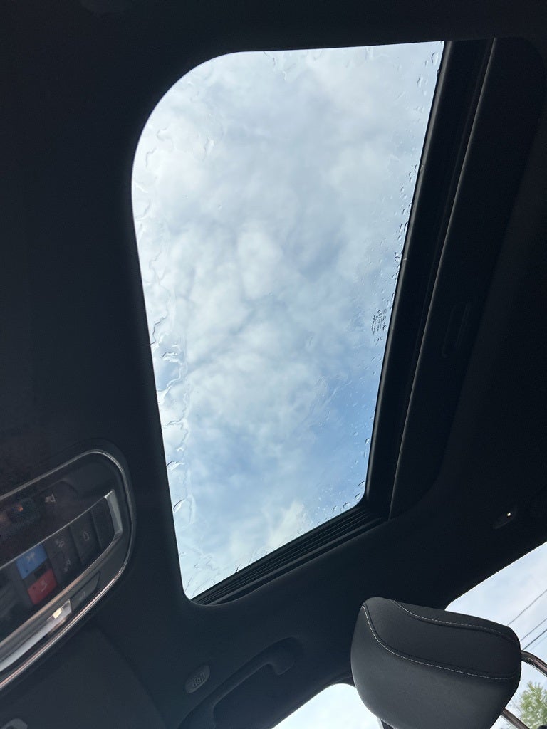 2025 Jeep Grand Cherokee Base