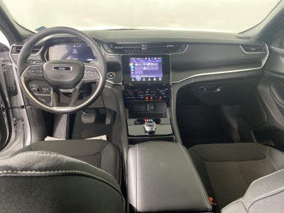 2026 Jeep Grand Cherokee Laredo X