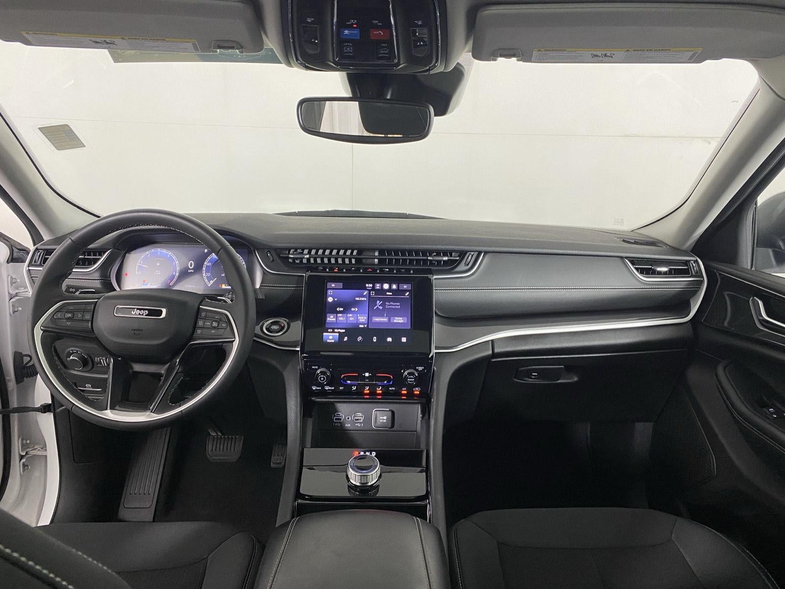 2023 Jeep Grand Cherokee Laredo