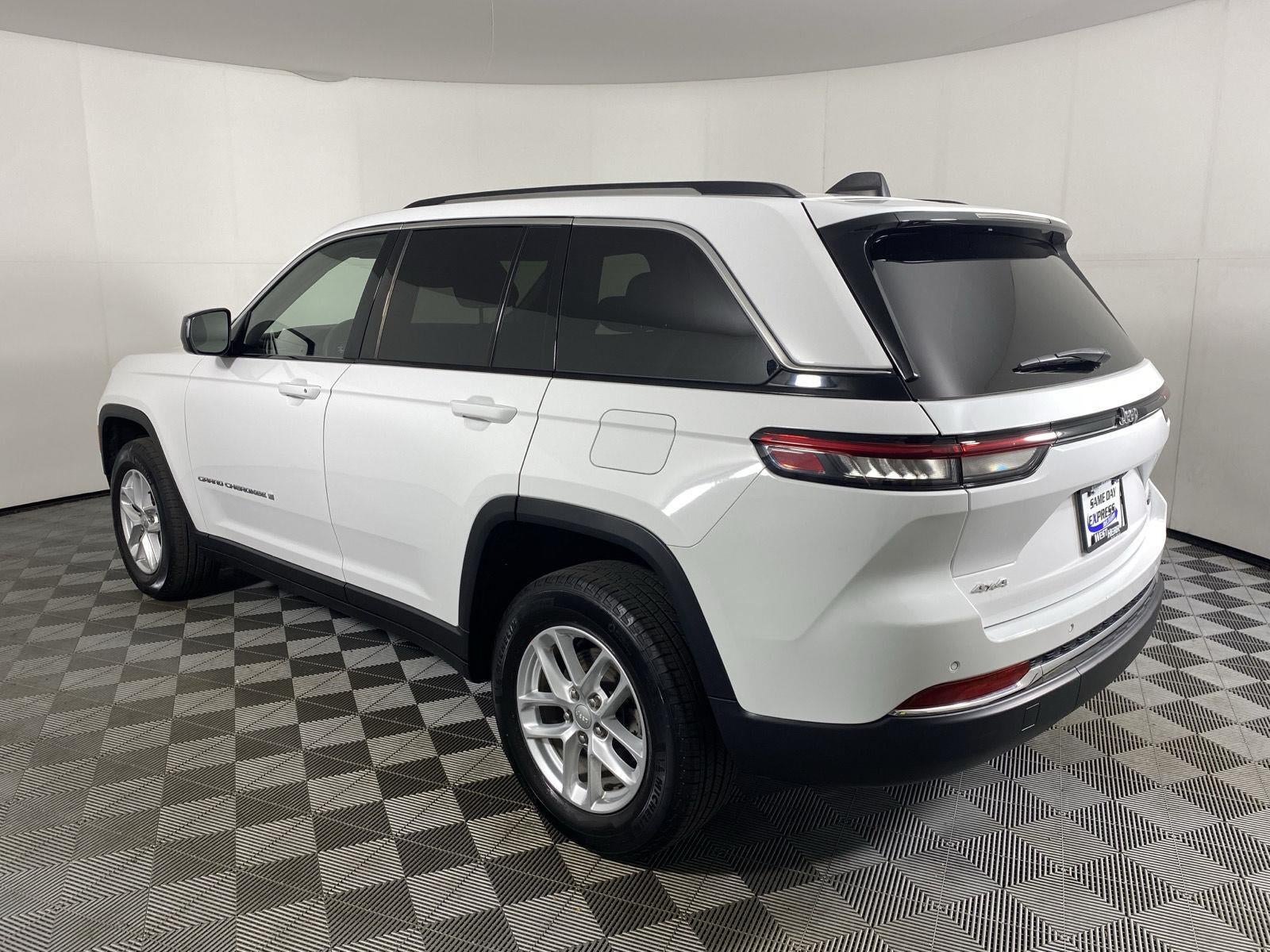 2023 Jeep Grand Cherokee Laredo