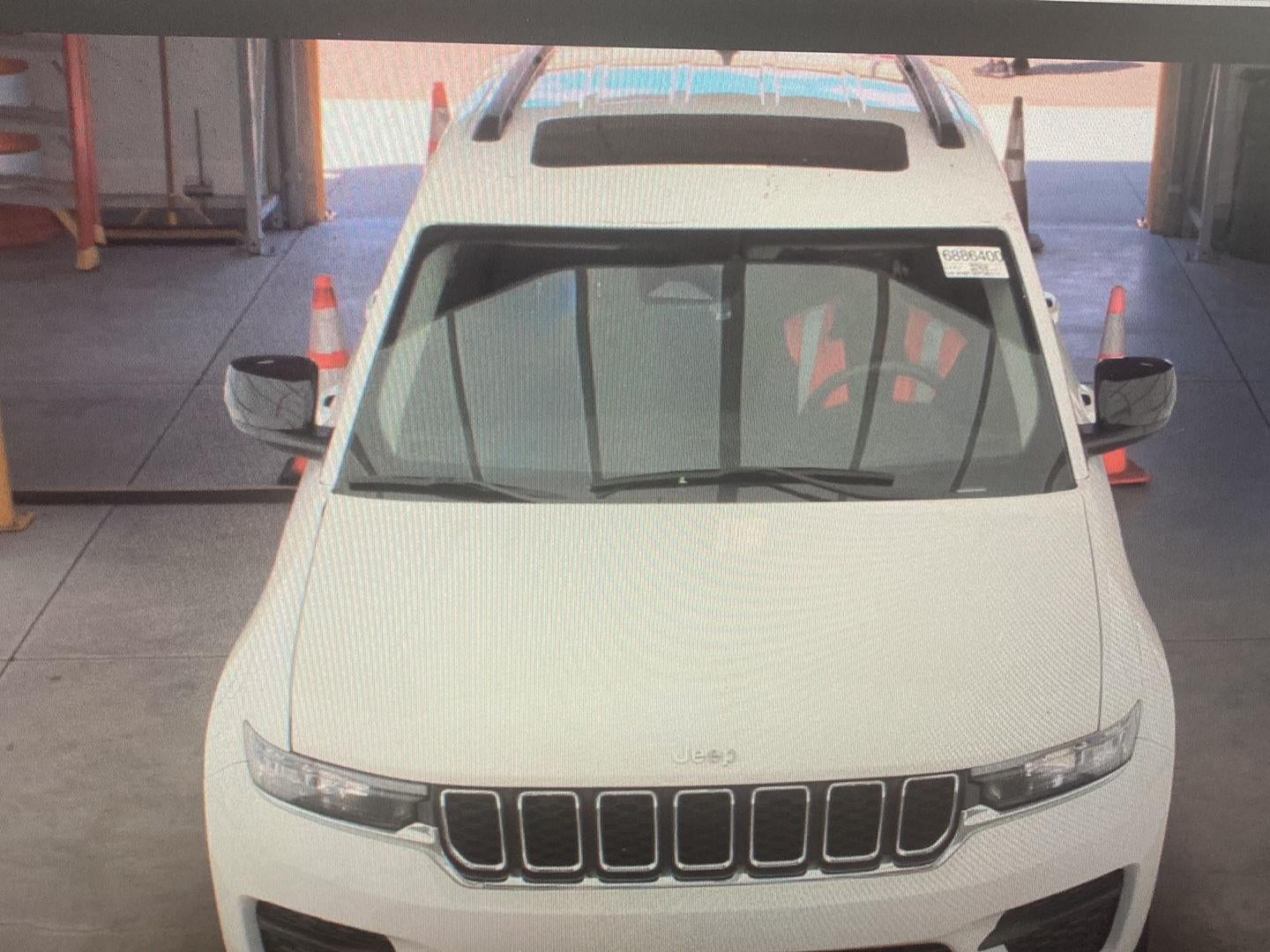2023 Jeep Grand Cherokee Laredo