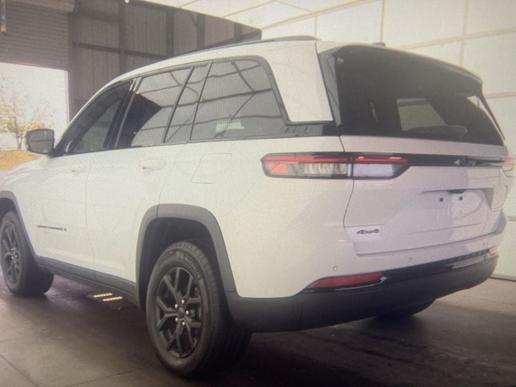 2025 Jeep Grand Cherokee Altitude