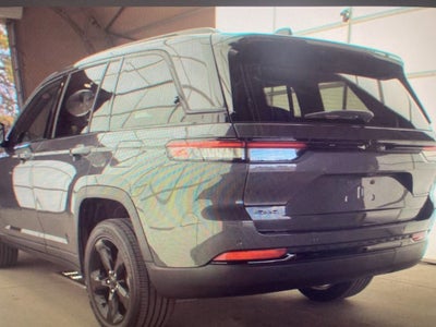 2024 Jeep Grand Cherokee Altitude