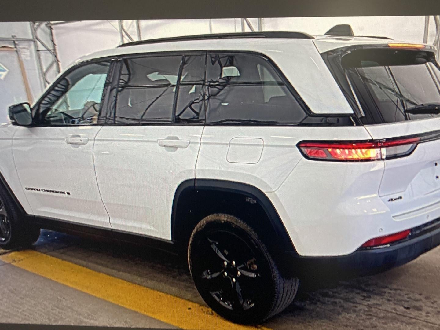 2023 Jeep Grand Cherokee Altitude