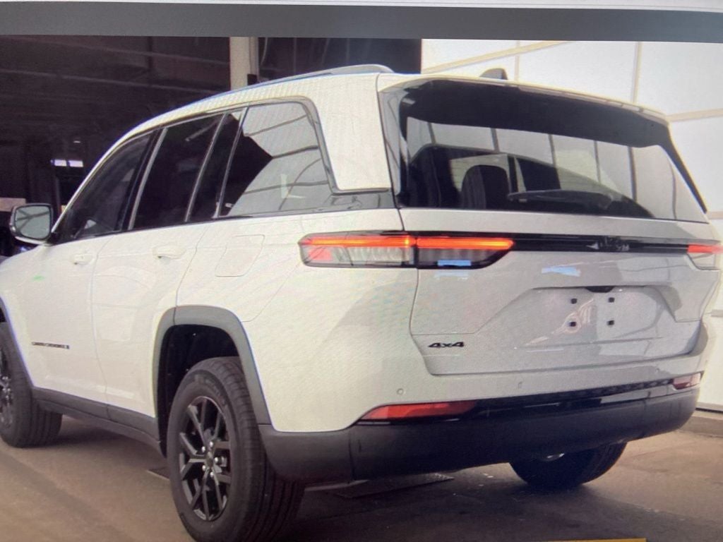 2024 Jeep Grand Cherokee Altitude X