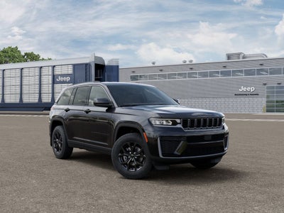 2026 Jeep Grand Cherokee Laredo Altitude
