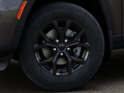 2026 Jeep Grand Cherokee Laredo