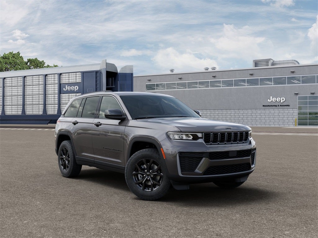 2026 Jeep Grand Cherokee Laredo