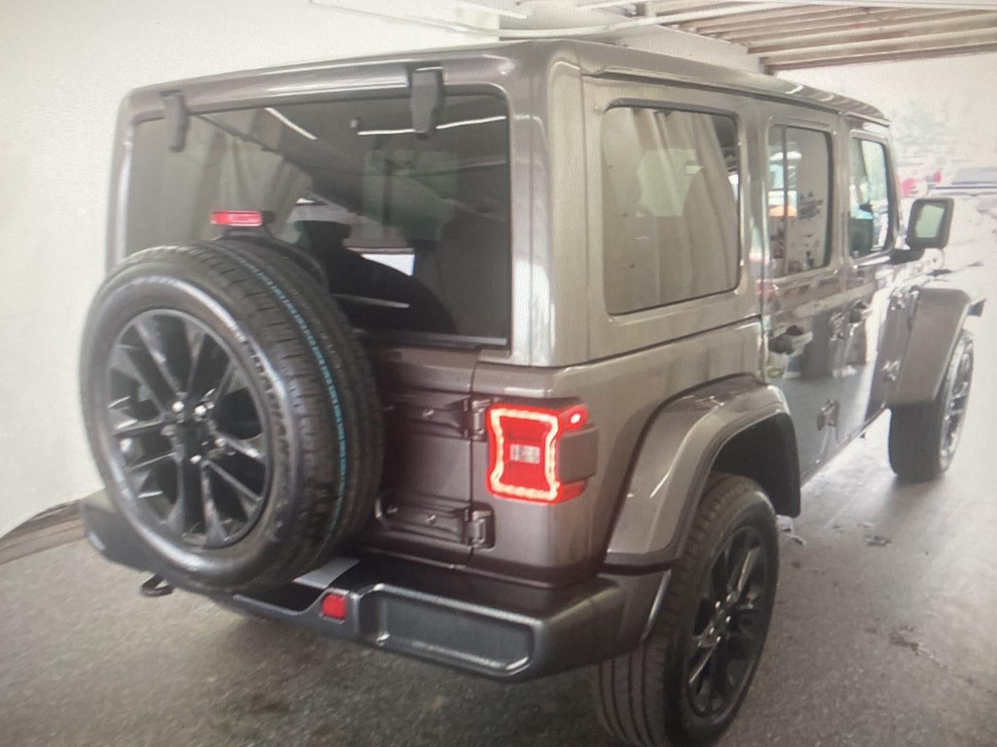 2025 Jeep Wrangler 4xe Sahara
