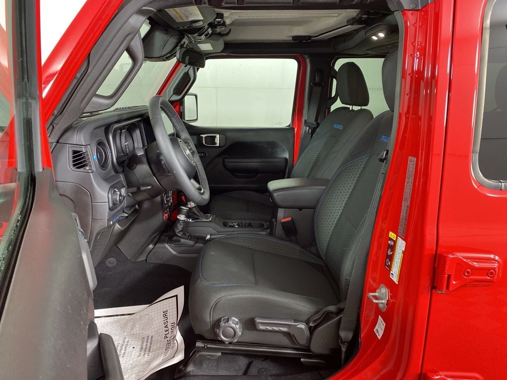 2025 Jeep Wrangler Rubicon 4xe