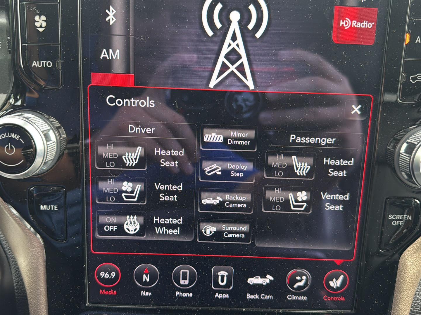 2019 RAM 1500 Laramie