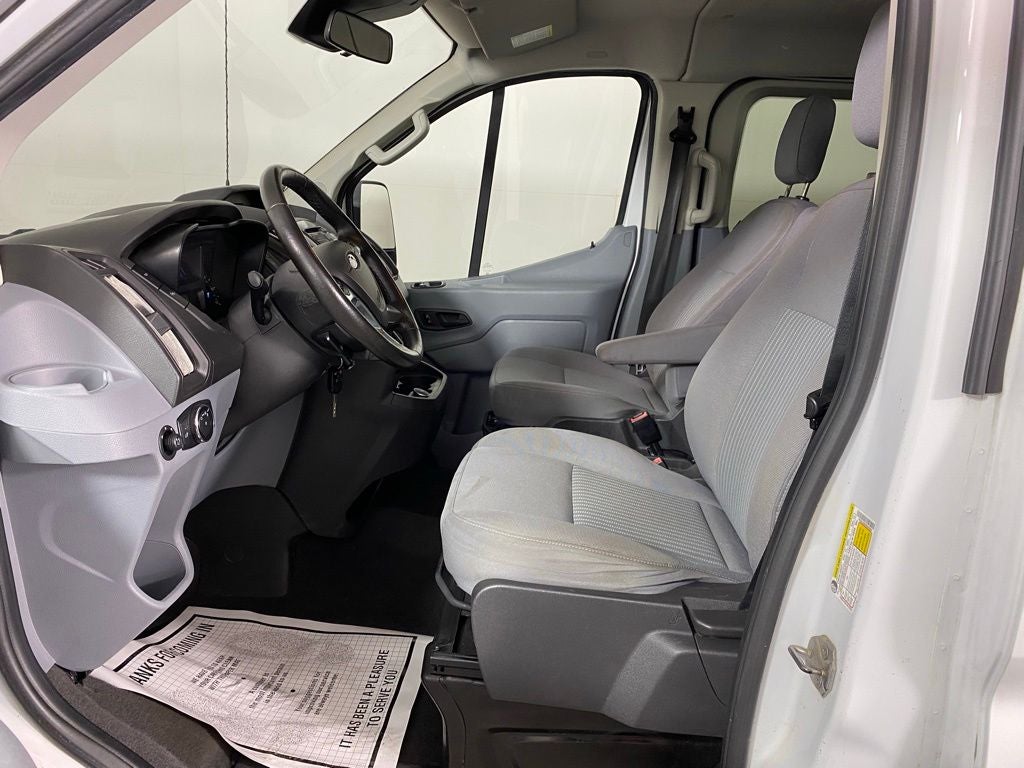 2017 Ford Transit-350 XLT