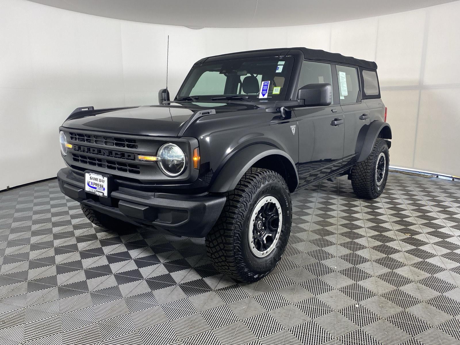 2021 Ford Bronco Base Advanced