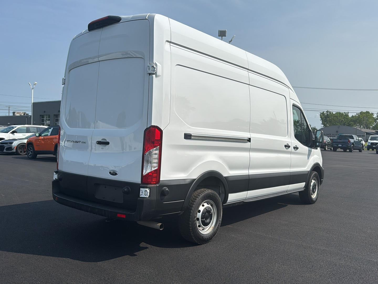 2025 Ford Transit 250