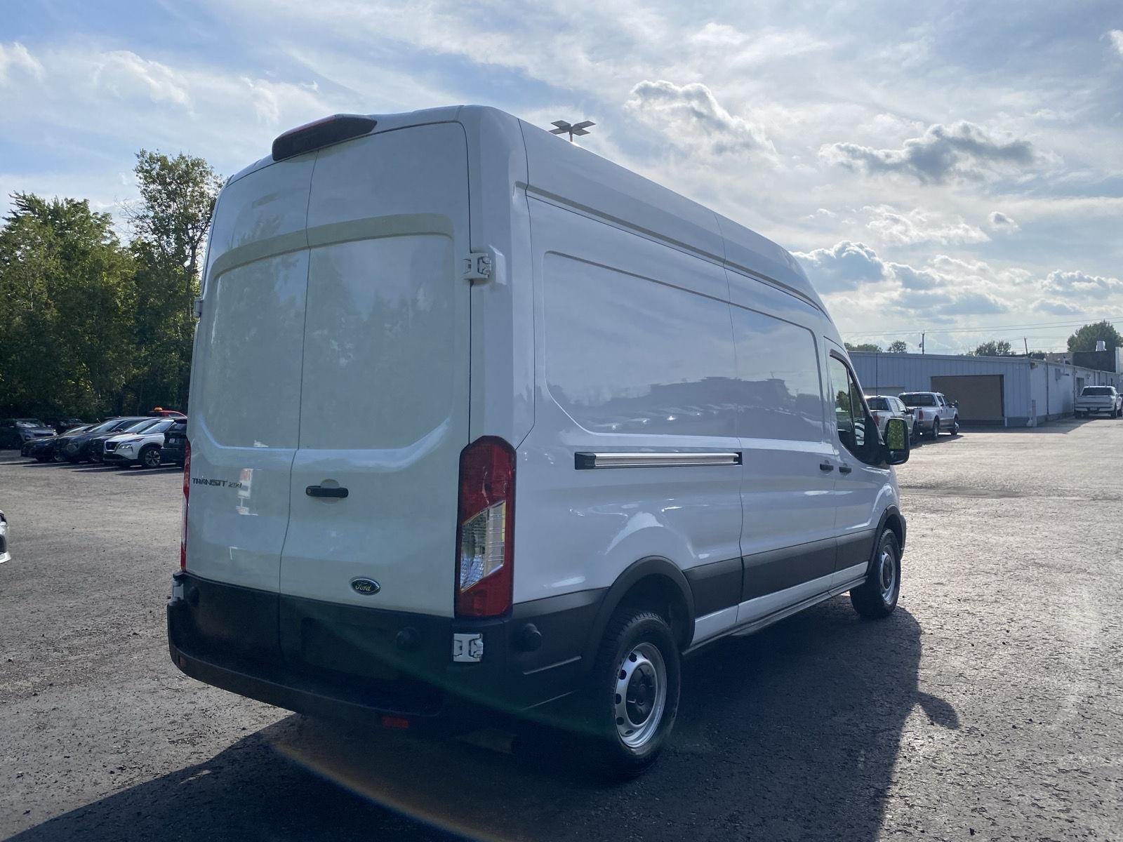 2025 Ford Transit 250