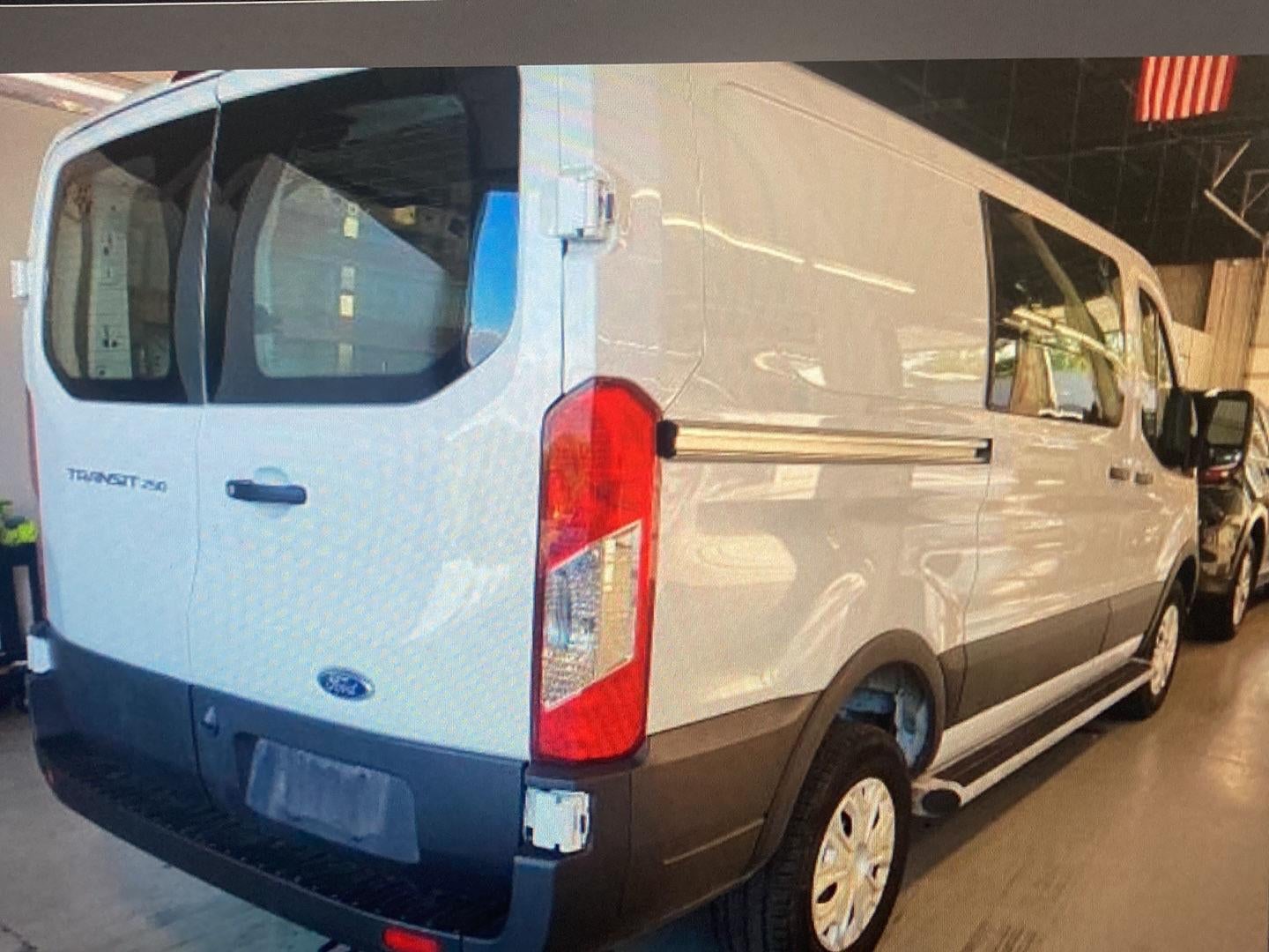 2025 Ford Transit 250