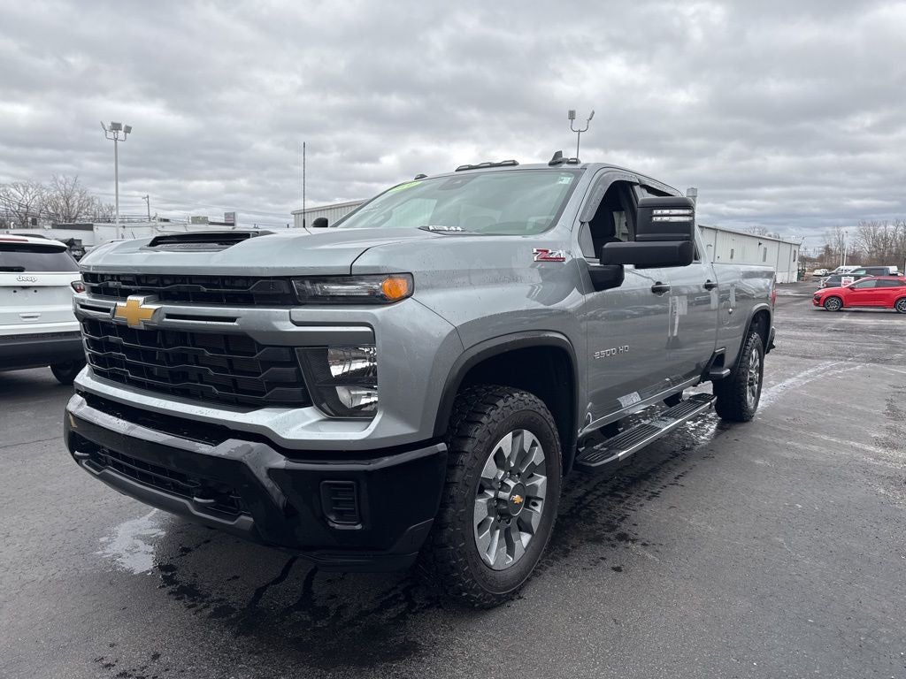 2024 Chevrolet Silverado 2500HD Custom