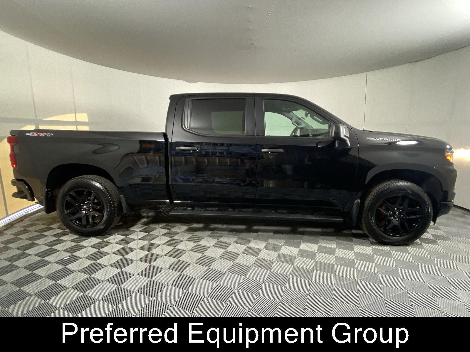 2024 Chevrolet Silverado 1500 Custom