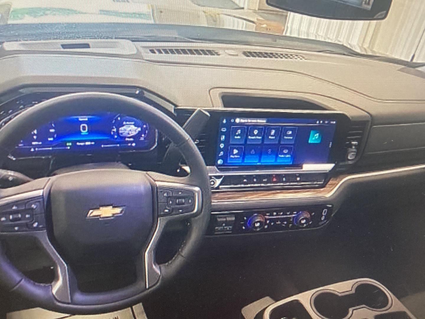 2024 Chevrolet Silverado 1500 Custom