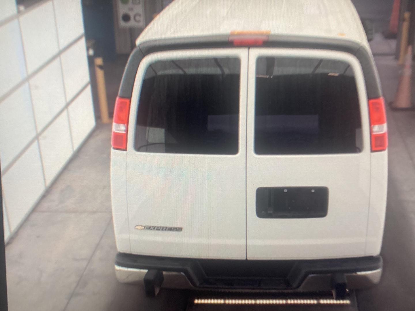 2025 Chevrolet Express Cargo Van Cargo Van