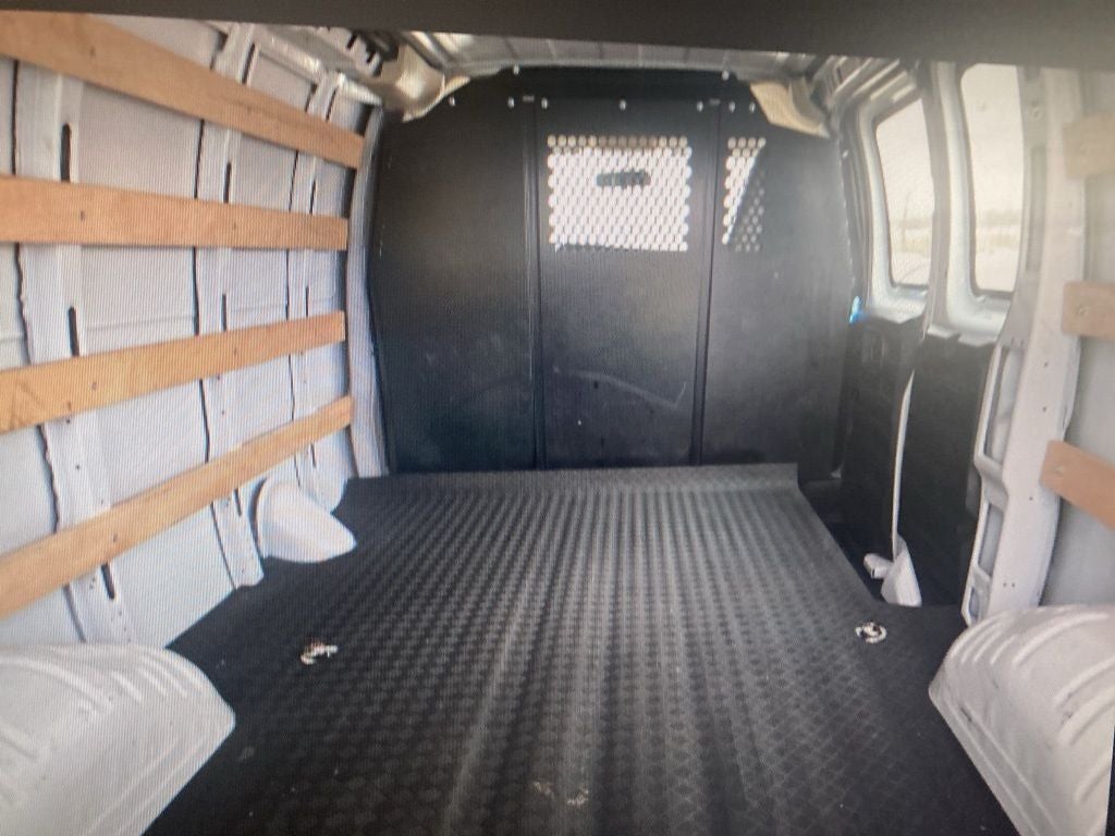 2023 Chevrolet Express 2500 Work Van Cargo