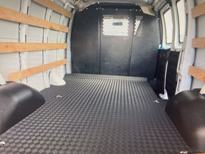 2024 Chevrolet Express 2500 Work Van Cargo