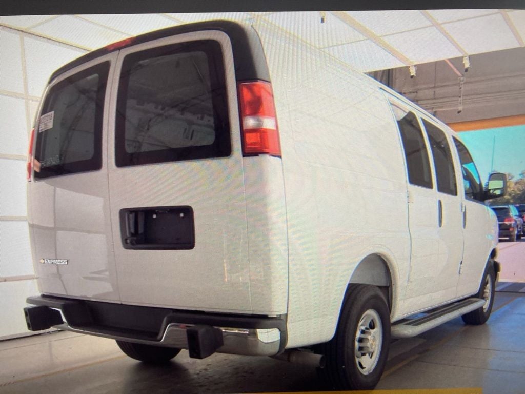 2025 Chevrolet Express 2500 Work Van Cargo