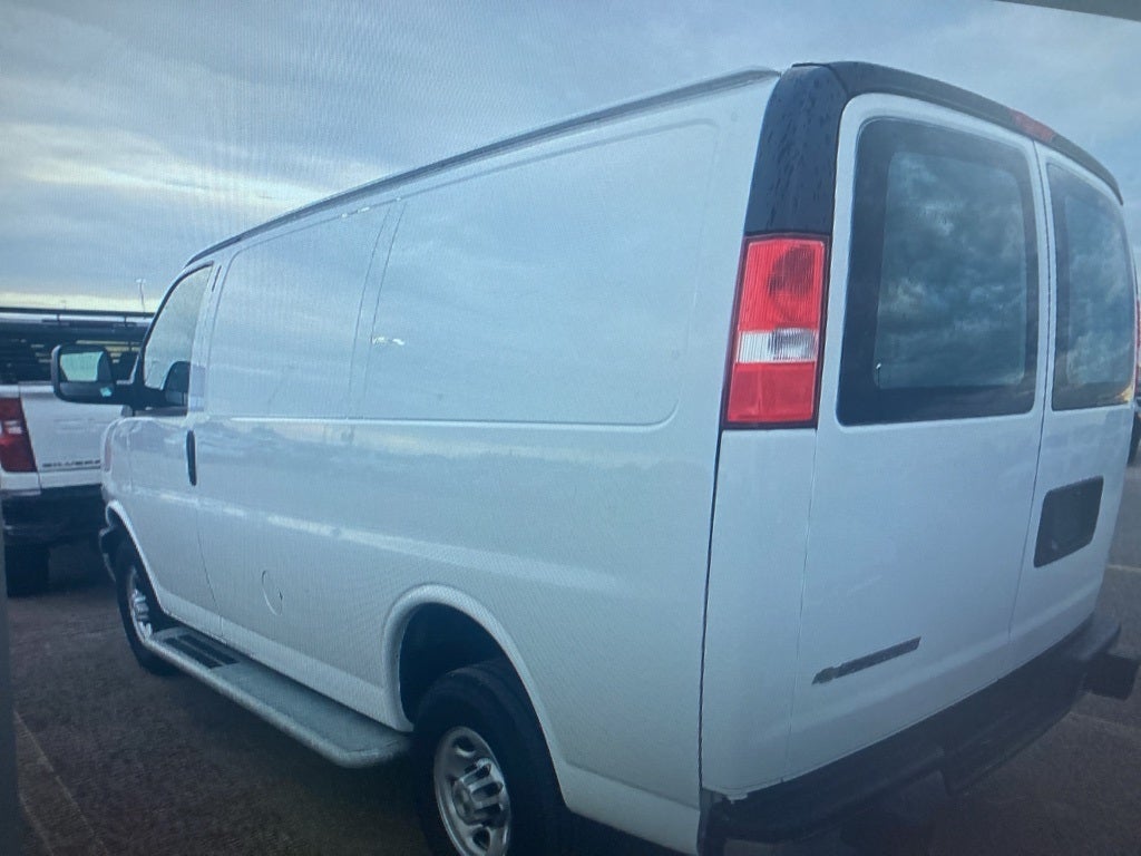 2024 Chevrolet Express 2500 Work Van Cargo
