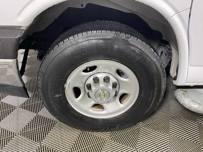 2024 Chevrolet Express 2500 Work Van Cargo