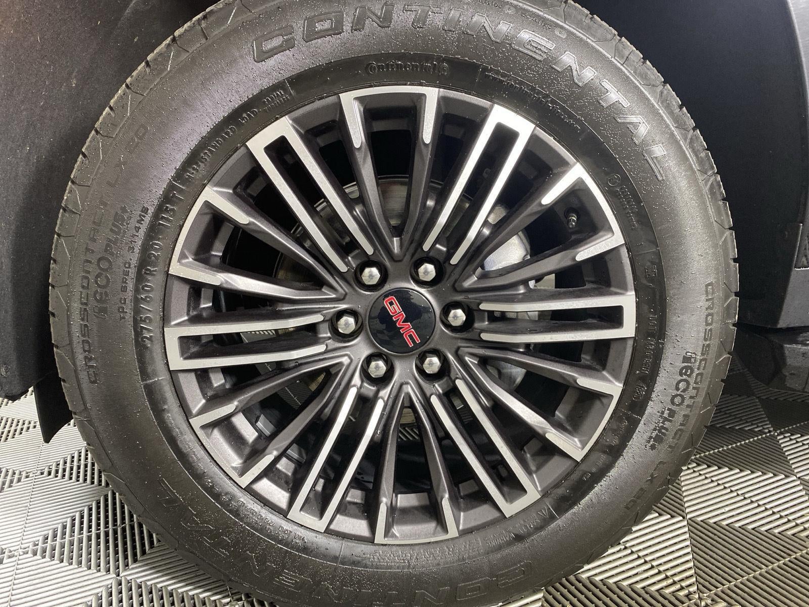 2025 GMC Yukon Elevation