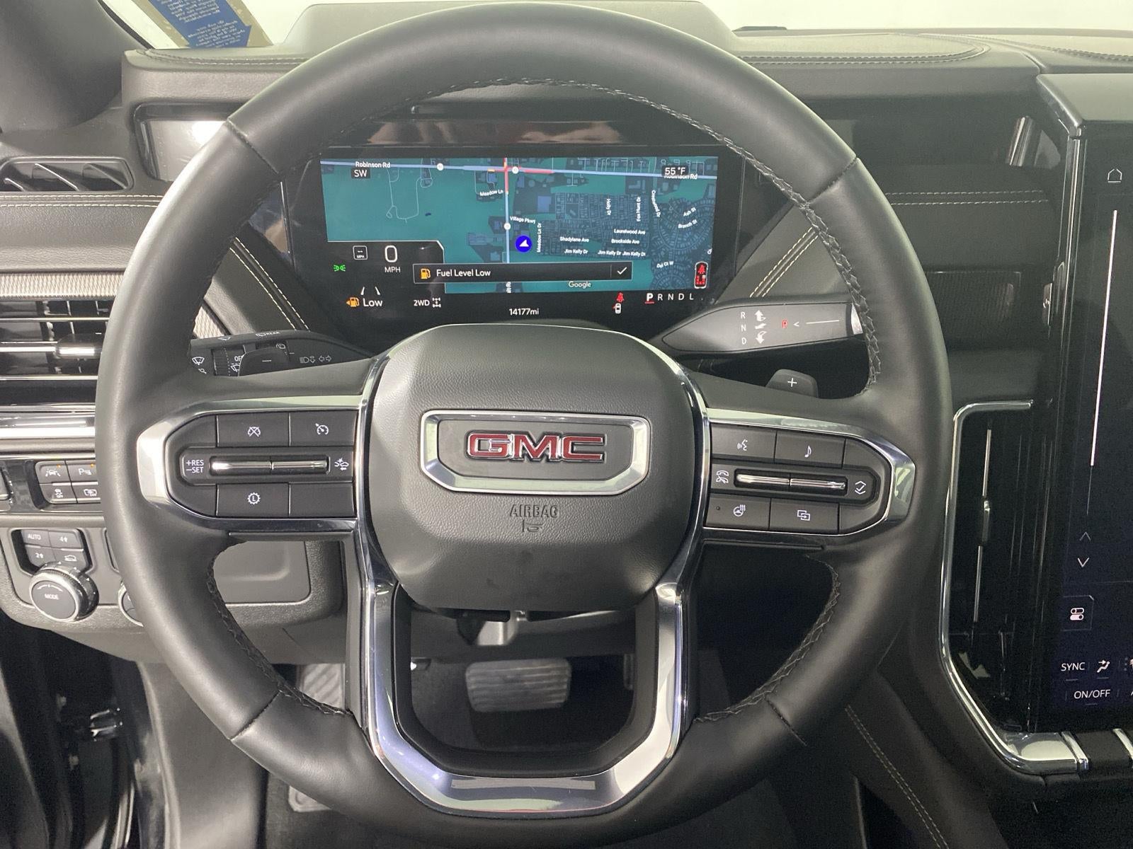 2025 GMC Yukon Elevation